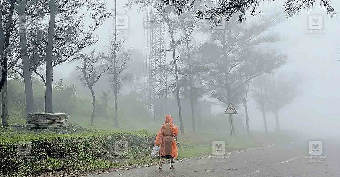 ponmudy-rainy-season പൊന്മുടി മഴക്കാലത്ത്