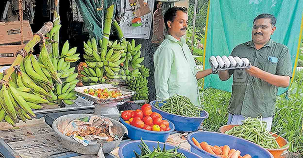 2 ലീറ്റർ ഐസ്ക്രീം, ഒരു കുല നേന്ത്രക്കായ, 100 മുട്ട; വരൂ.. ഭാഗ്യം