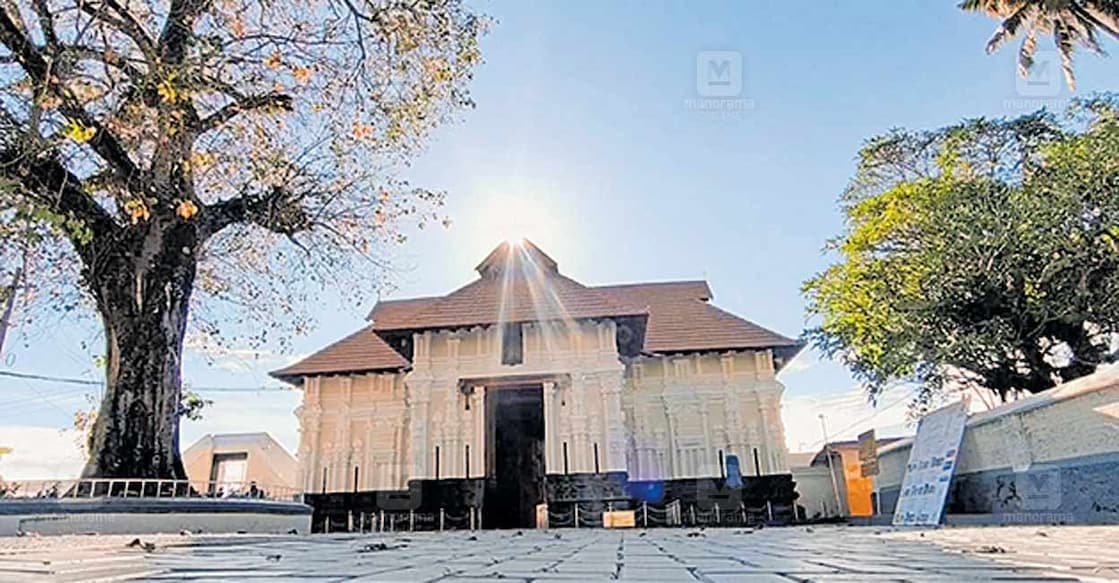 koodalmanikyam-temple ഇരിങ്ങാലക്കുട കൂടൽമാണിക്യം ക്ഷേത്രം
