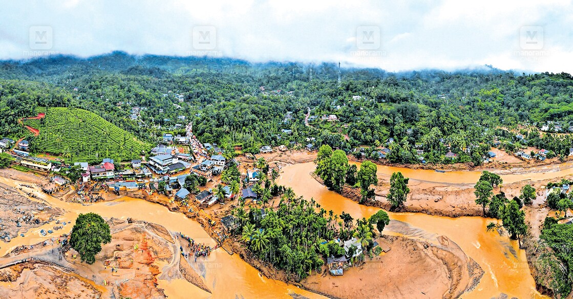 ഉരുൾപൊട്ടലുണ്ടായ ചൂരൽമലയുടെ ആകാശദൃശ്യം
