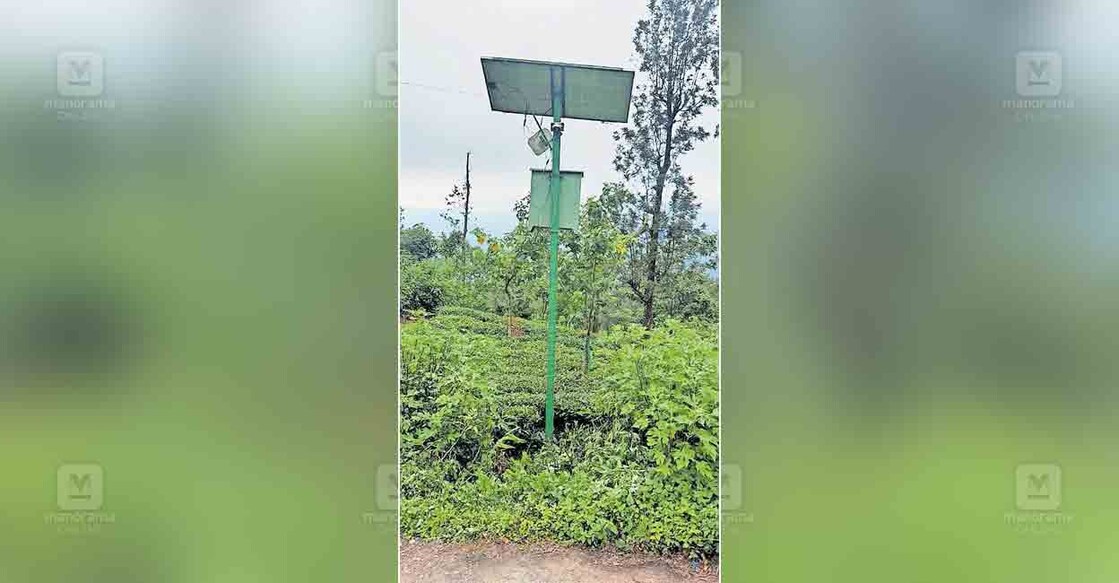 new-camera-4 കാട്ടാന ശല്യം രൂക്ഷമായ ഓവാലി പഞ്ചായത്തിലെ ആറാട്ടുപാറയിൽ സ്ഥാപിച്ച എഐ ക്യാമറ.