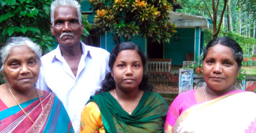 SnehaPrabha_with-Family SnehaPrabha_with-Family