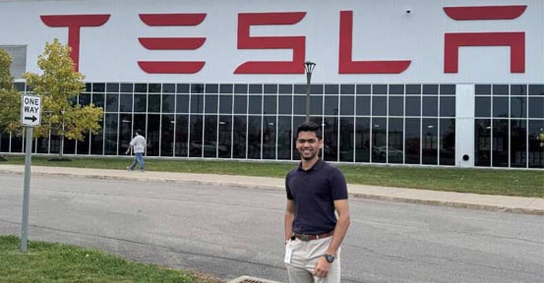 Dhruv Loya Tesla Photo Credit : Dhruv Loya / LinkedIn.com