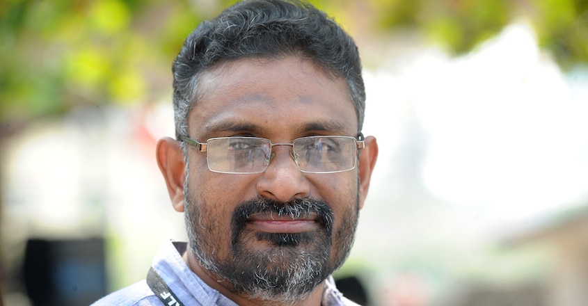 benny-daniel-kulanada-ente-adya-joli-column-benyamin-s-first-job-experience benny-daniel-kulanada-ente-adya-joli-column-benyamin-s-first-job-experience