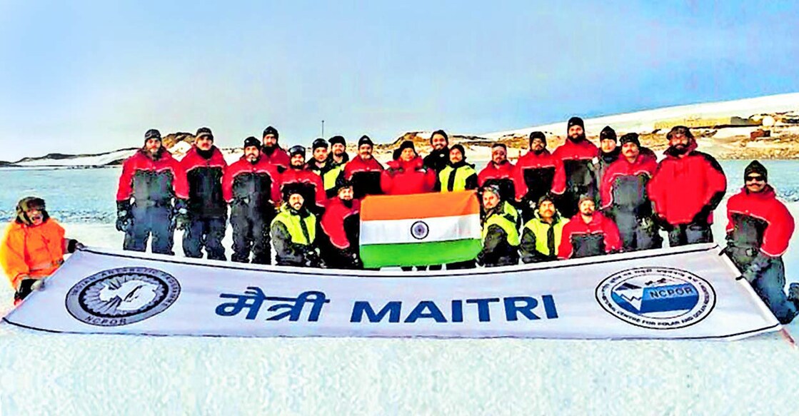 antartica-research അന്റാർട്ടിക്കയിലെ മൈത്രി കേന്ദ്രത്തിൽ ഇന്ത്യൻ പര്യവേഷണ സംഘം (2022 ജൂൺ)