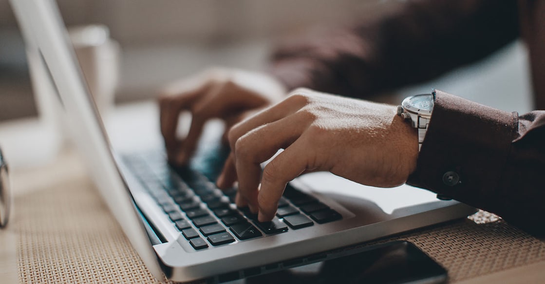 laptop-keyboard-typing-it-professional-engineering-online-admission-eclipse-images-istockphoto-om laptop-keyboard-typing-it-professional-engineering-online-admission-eclipse-images-istockphoto-om