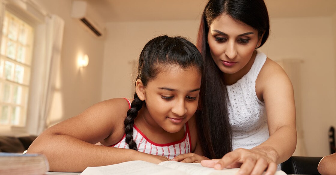 mother-and-child-home-work-dragon-images-istock-photo-com