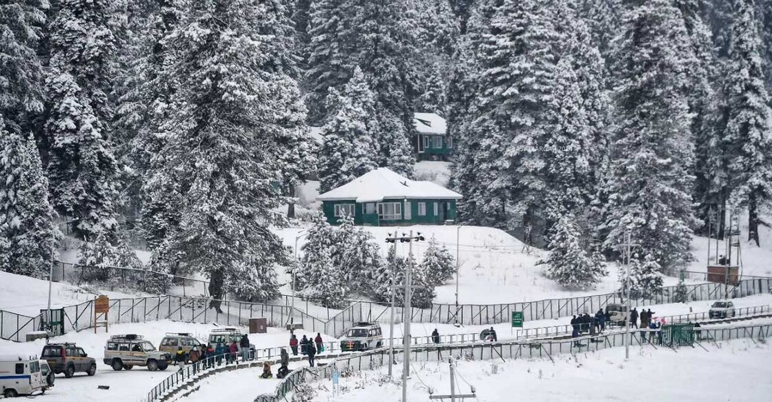 kashmir കശ്മീരിൽ നിന്നുള്ള കാഴ്ച (Photo: X/ @MlrKamran)