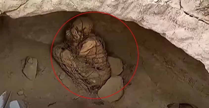  Peruvian mummy that's at least 800 years old found by archeologists in Lima