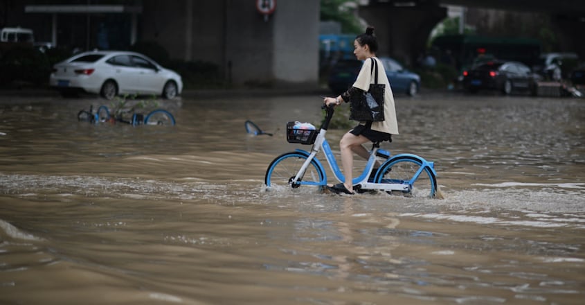 Extreme weather wreaks havoc worldwide as climate change bears down Extreme weather wreaks havoc worldwide as climate change bears down