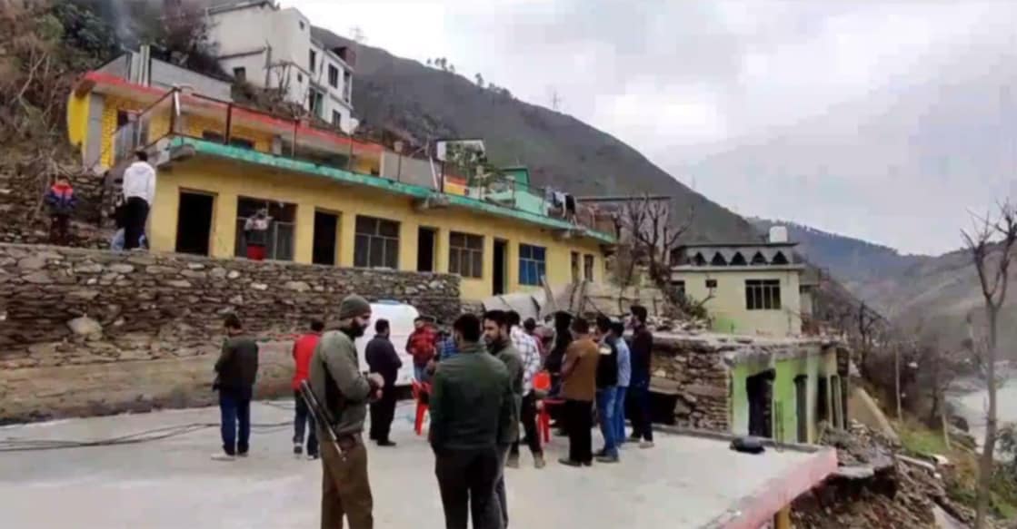 After Joshimath, Cracks Develop In Houses In Jammu And Kashmir's Doda District Grab Image from Manorama News video