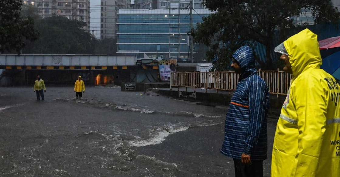 rain-mumbai (Photo:X/@ETNOWlive)