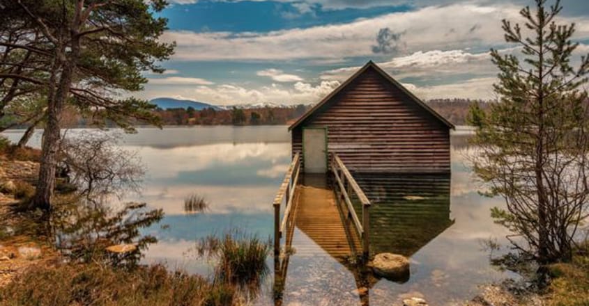 Cairngorms loch dropped to lowest level in '750 years' Cairngorms loch dropped to lowest level in '750 years'