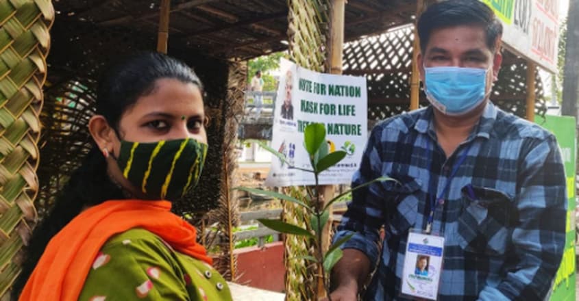 green-initiative-cast-a-vote-plant-a-tree-spreads-roots-in-alappuzha green-initiative-cast-a-vote-plant-a-tree-spreads-roots-in-alappuzha