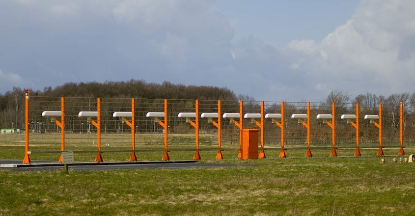 instrument-landing-system-1 instrument-landing-system-1