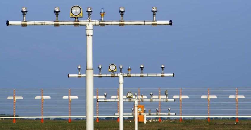 instrument-landing-system instrument-landing-system