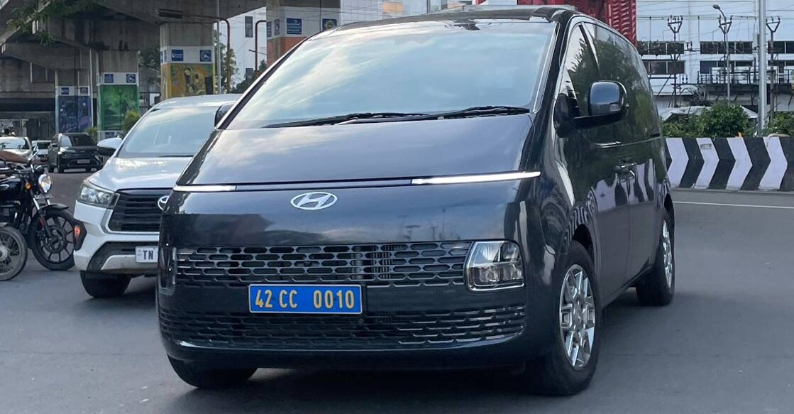 hyundai-staria Hyundai Staria