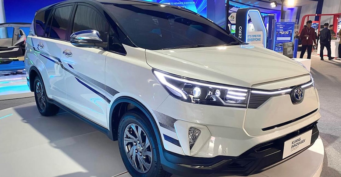 Toyota Innova Crysta BEV, Image Source: indra_fathan | Instagram