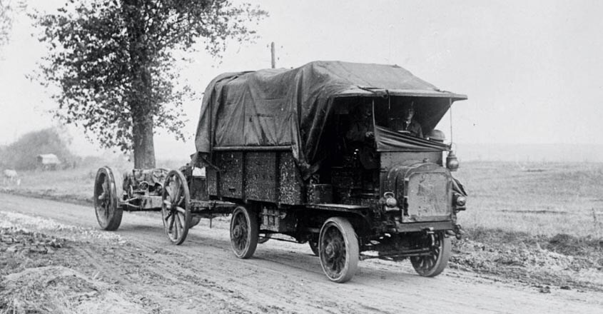 four-wheel-drive four-wheel-drive