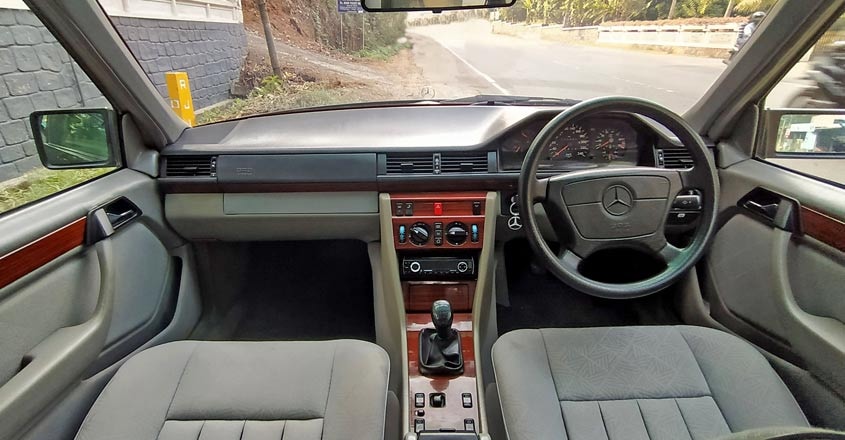 benz-1996-model-e220-1 benz-1996-model-e220-1