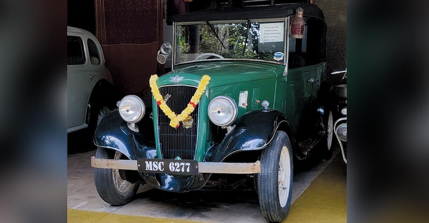 vintage-car-9 vintage-car-9