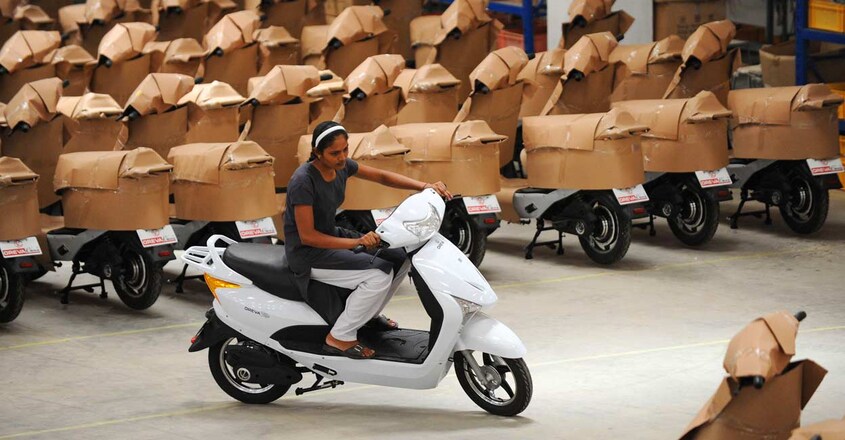 INDIA-ECONOMY-E-BIKE INDIA-ECONOMY-E-BIKE