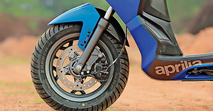 aprilia-sxr-160-7 aprilia-sxr-160-7