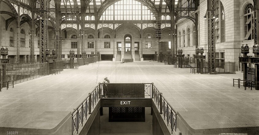 new-york-old-penn-station-1910 new-york-old-penn-station-1910
