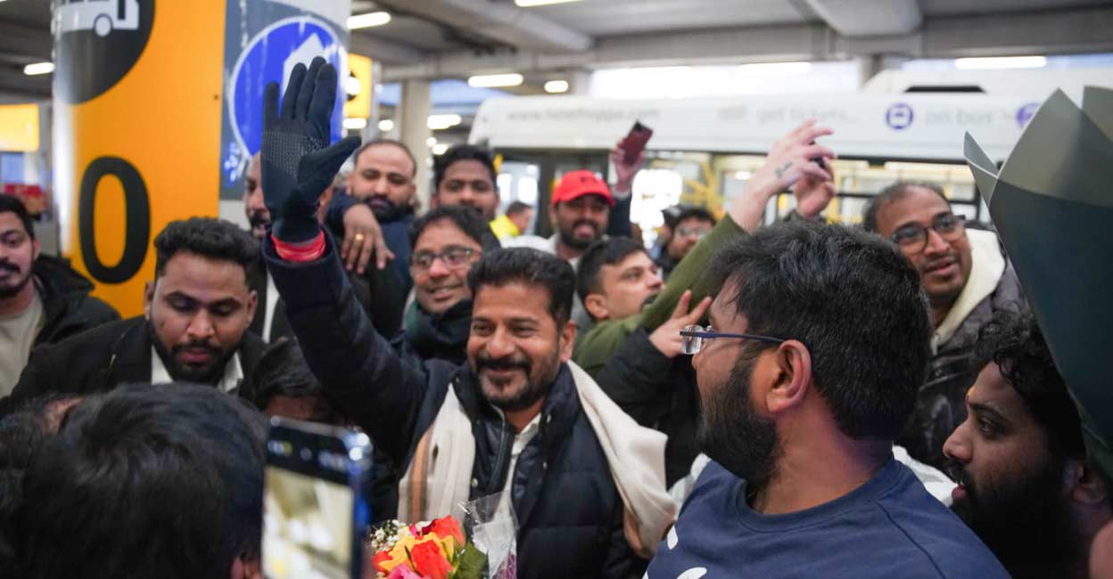 രേവന്ത് റെഡ്ഡി യുകെയിൽ - Revanth Reddy in UK | Telangana Chief ...