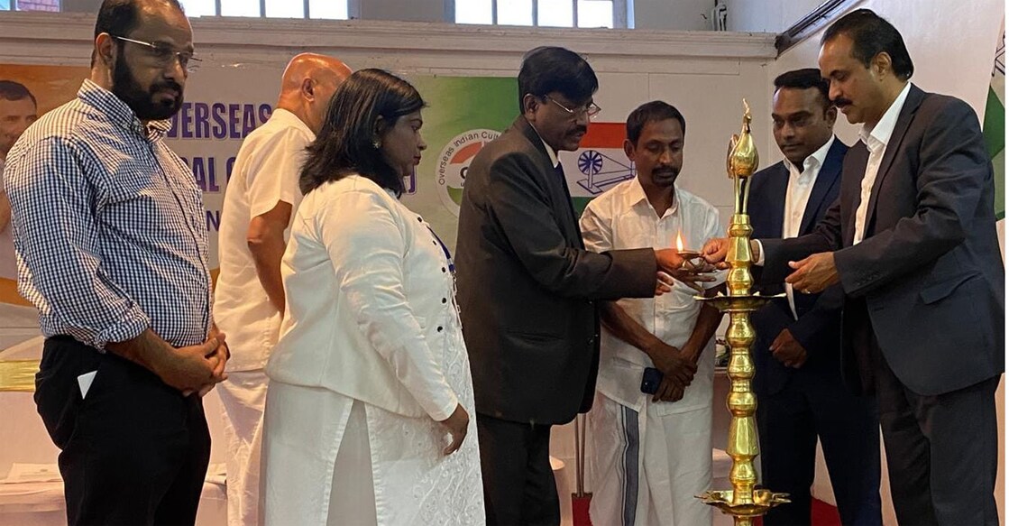 ഒഐസിസി യുകെ യുടെ നവനേതൃനിര ചുമതലയേറ്റു