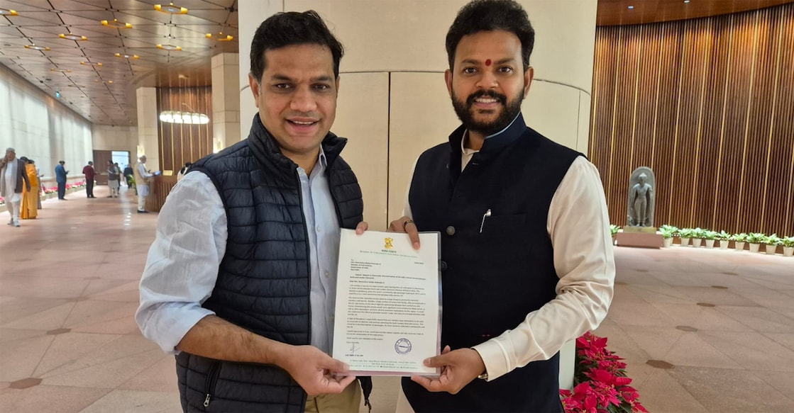 hibi-eden-mp-calls-for-air-india-decision-to-discontinue-direct-london-kochi-service-to-be-reconsidered എയർ ഇന്ത്യയുടെ തീരുമാനം പുനഃപരിശോധിക്കണമെന്ന് ഹൈബി ഈഡൻ എംപി. ചിത്രം: സ്പെഷൽ അറേഞ്ച്മെന്റ്