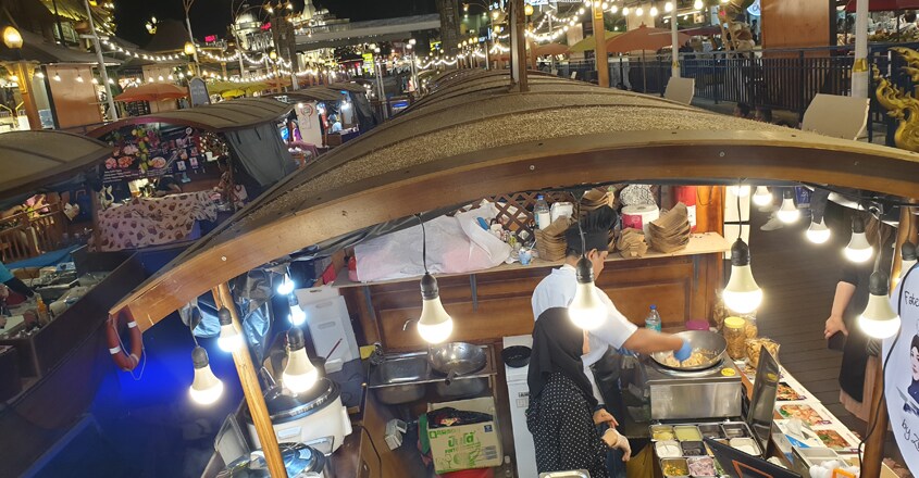 dgv-floating-market-4 dgv-floating-market-4