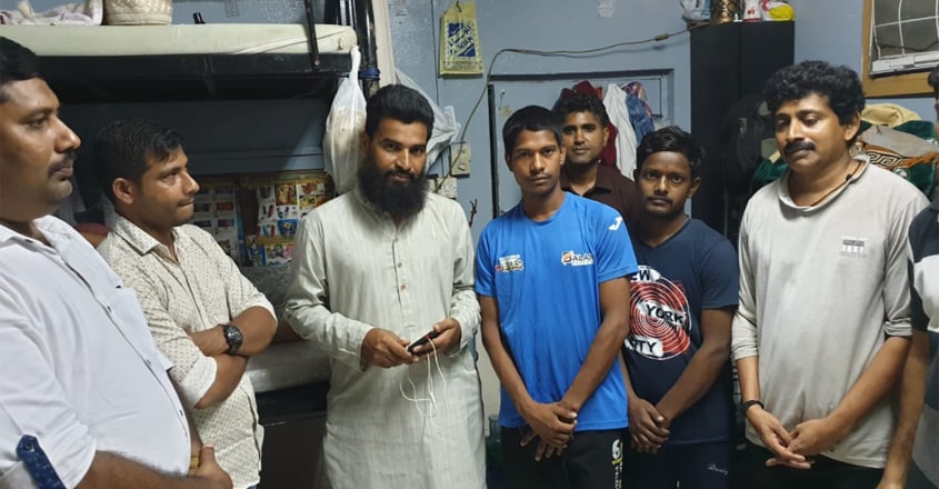 visa-victims-pakistani-helper1 visa-victims-pakistani-helper1