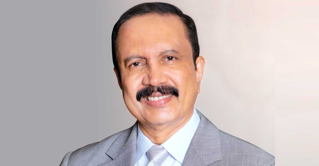 ഇന്ത്യൻ പവലിയൻ സാംസ്കാരികത്തനിമ വിളിച്ചോതും: ഡോ. ആസാദ് മൂപ്പൻ | Dubai Expo  2020 | UAE News | United Arab Emirates News | Saudi Arabia News | Kuwait  News | Oman News | Qatar News | Gulf News in ...