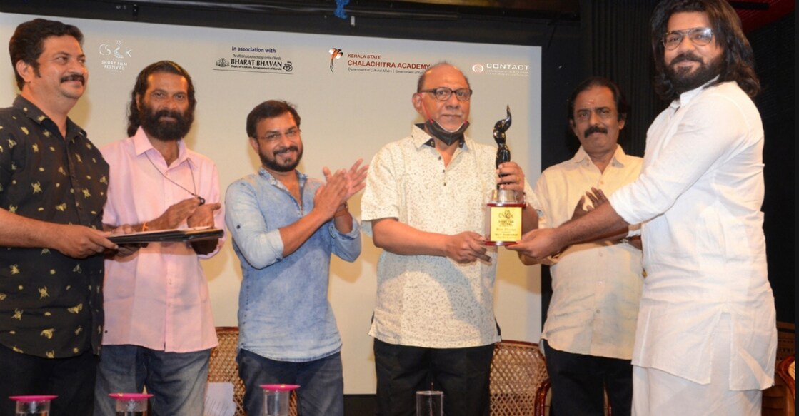 Robusta-Award-1 Robusta-Award-1