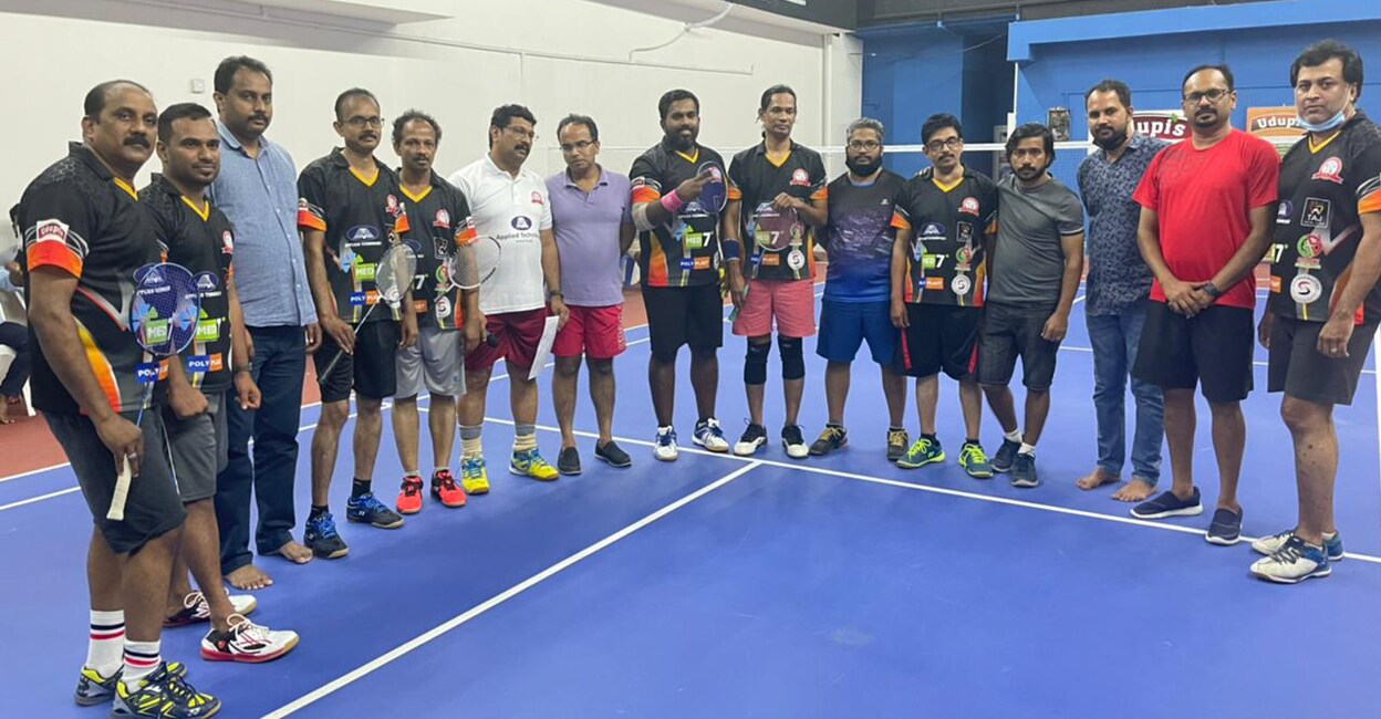 ഐഎസ്‌സി അജ്മാൻ ബാഡ്മിന്റൺ അജയ് കാർലോസ്ഷംസീർ ടീമിന് കിരീടം