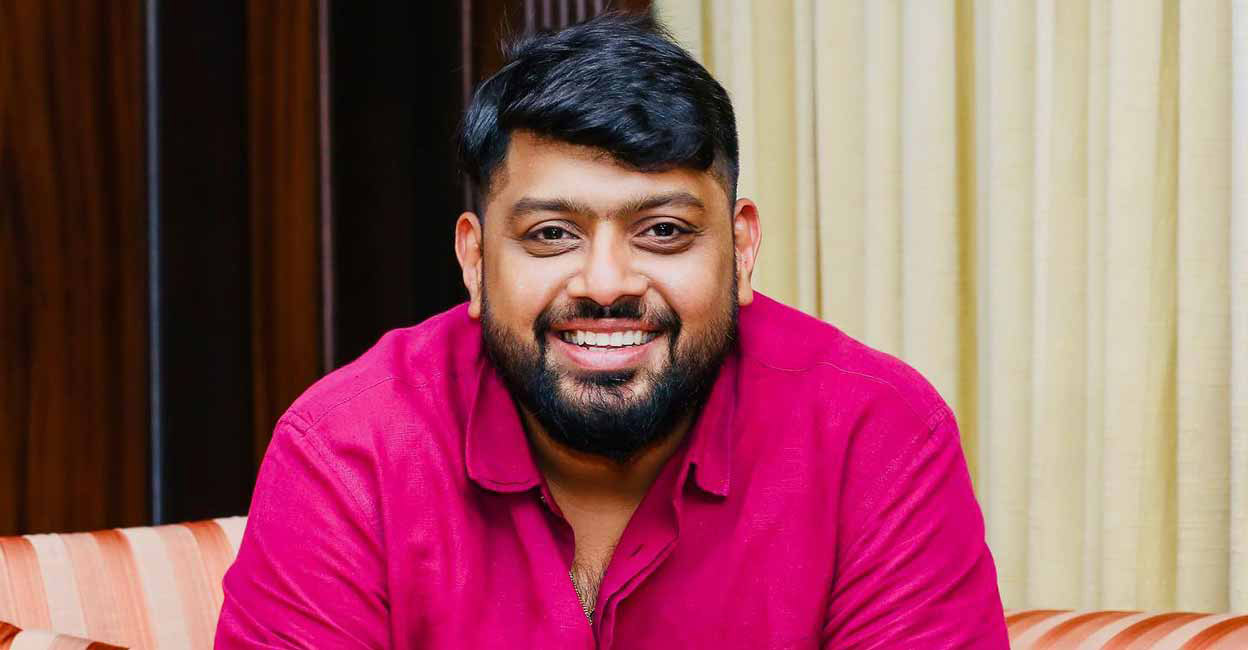 Midun Rj എംഫോർമാരി ദമ്പതികളെ കാണാൻ മിഥുൻ എത്തുന്നു; പരിപാടി വെള്ളിയാഴ്ച