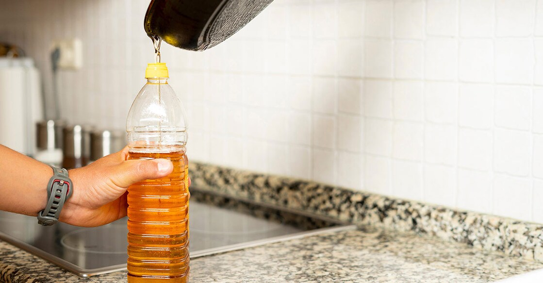 cooking-oil ജൈവ ഇന്ധന വ്യവസായം പ്രോത്സാഹിപ്പിക്കുന്നതിന്റെ ഭാഗമായാണ് നടപടി. Image Credit : Fernando Avendano/Shutterstock.com