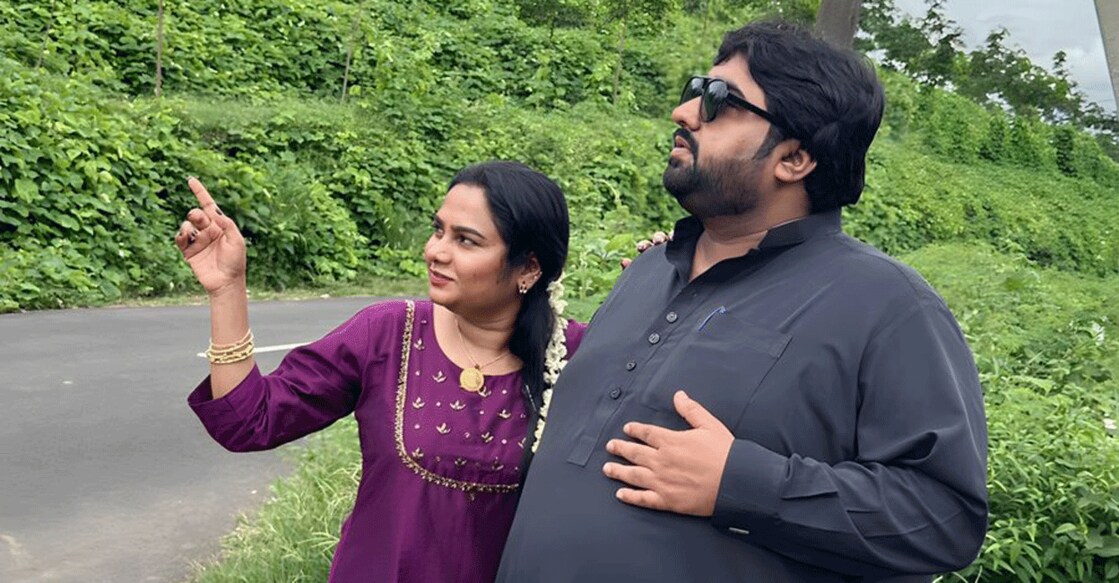 kottayam-pak-son-in-law-returns-kerala ശ്രീജയും ഭർത്താവ് തൈമൂർ താരിഖ് ഖുറേഷിയും