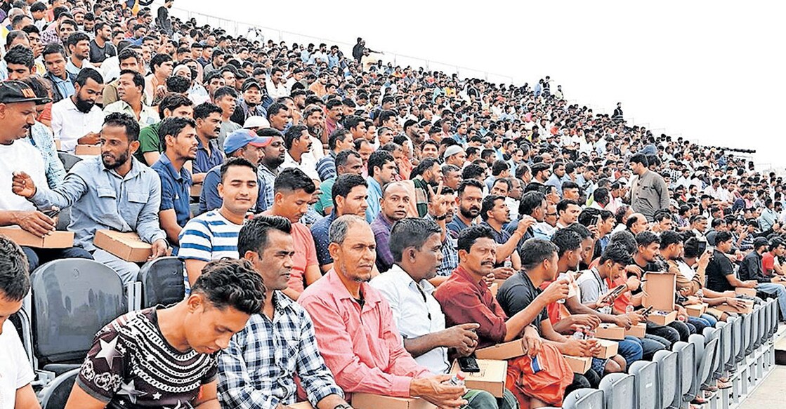 തൊഴിൽകാര്യ സ്ഥിരം സമിതി തൊഴിലാളികൾക്കായി നടത്തിയ പുതുവൽസര ആഘോഷം.