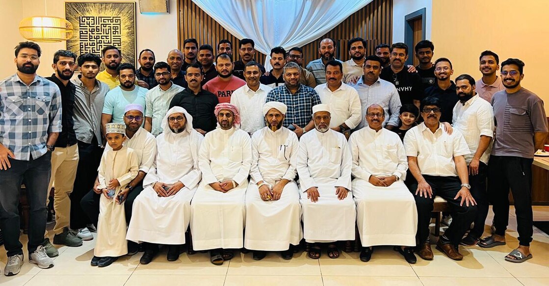 gathering-of-mahal-residents gathering-of-mahal-residents