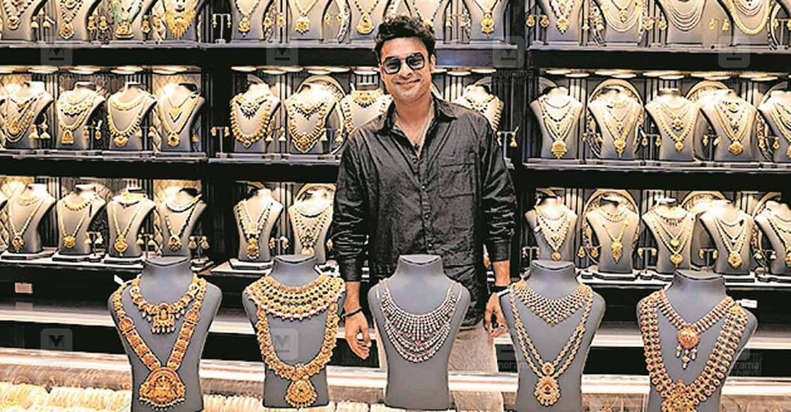 kalyan-jewellers-opens-2-more-showrooms-in-uae