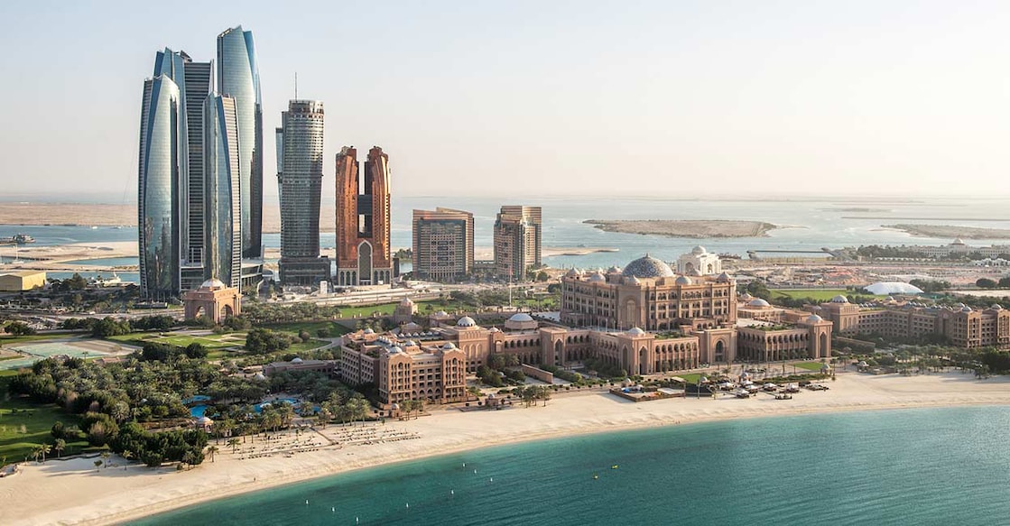 bu-dhabi-hosting-an-event-how-to-get-permit-for-entertainers