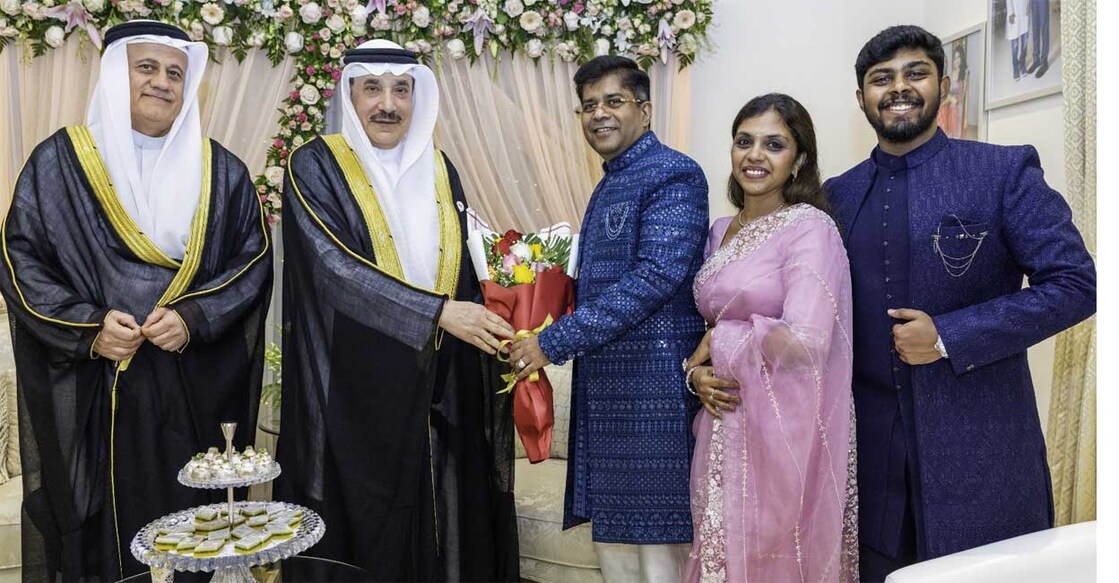bahrain-labour-minister-in-malayali-businessmans-diwali-celebrations-jameel-bin-mohammed-ali-humaidan