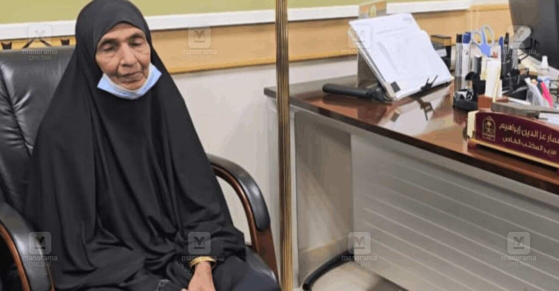 fathima-the-mother-of-abdul-rahim-despite-coming-so-close-could-not-see-her-son റഹീമിന്റെ ഉമ്മ ഫാത്തിമ സൗദി അറേബ്യയിലെ റിയാദ് ഗവർണറേറ്റിൽ. ചിത്രം: സ്പെഷ്യൽ അറേഞ്ച്മെന്റ്