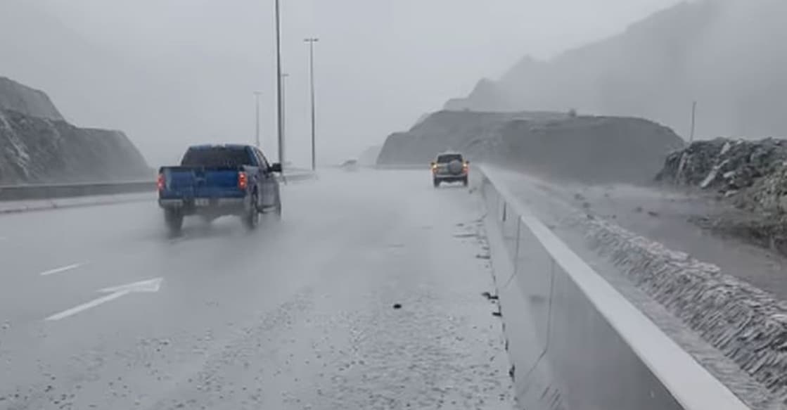 dubai-police-issues-rain-safety-guidelines-for-motorists dubai-police-issues-rain-safety-guidelines-for-motorists