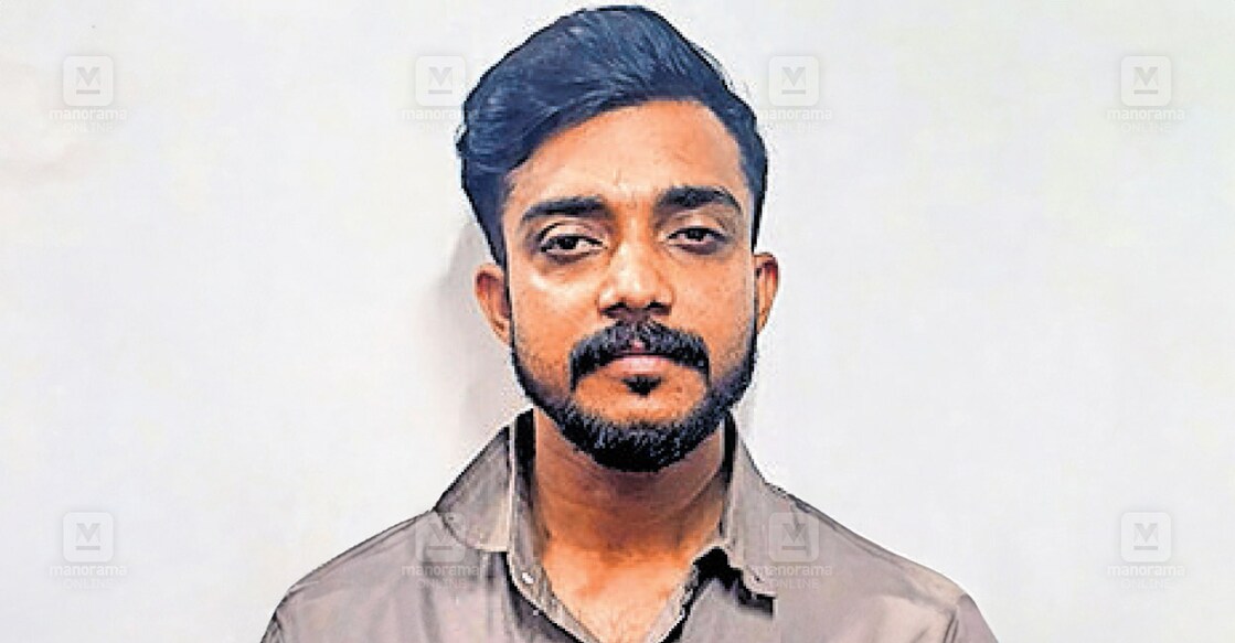 ലഹരിയുമായി പിടിയിലായ ഷബീബ്.