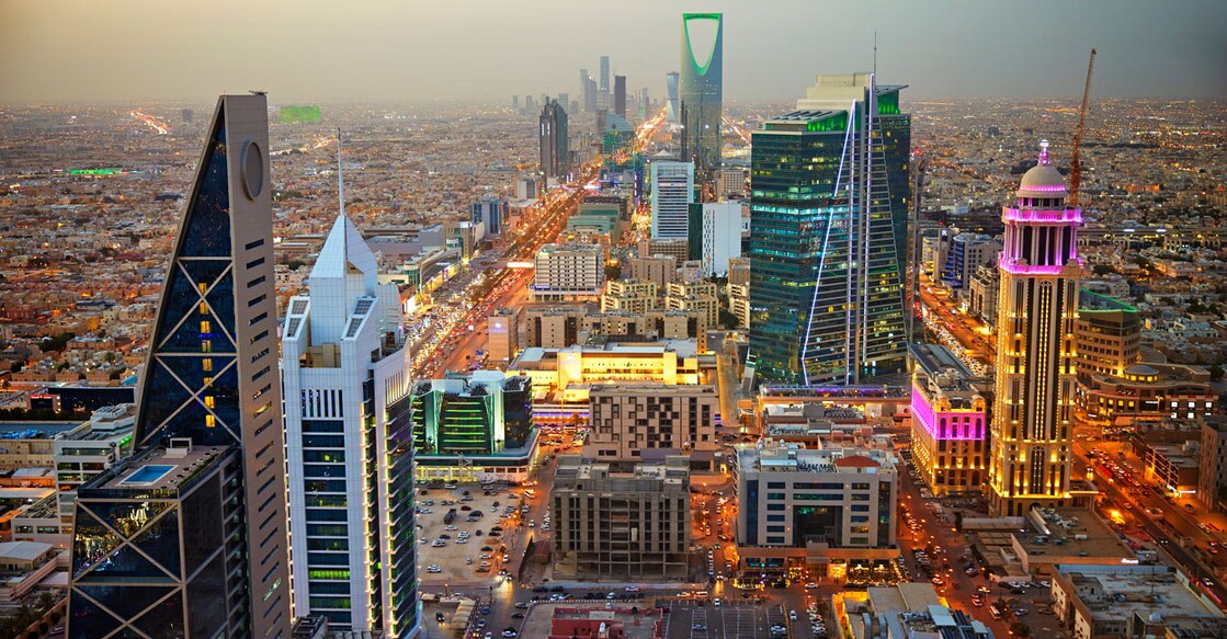 saudization-will-be-implemented-in-the-transport-logistics-sector Photo Credit: xavierarnau/ istockphotos.com
