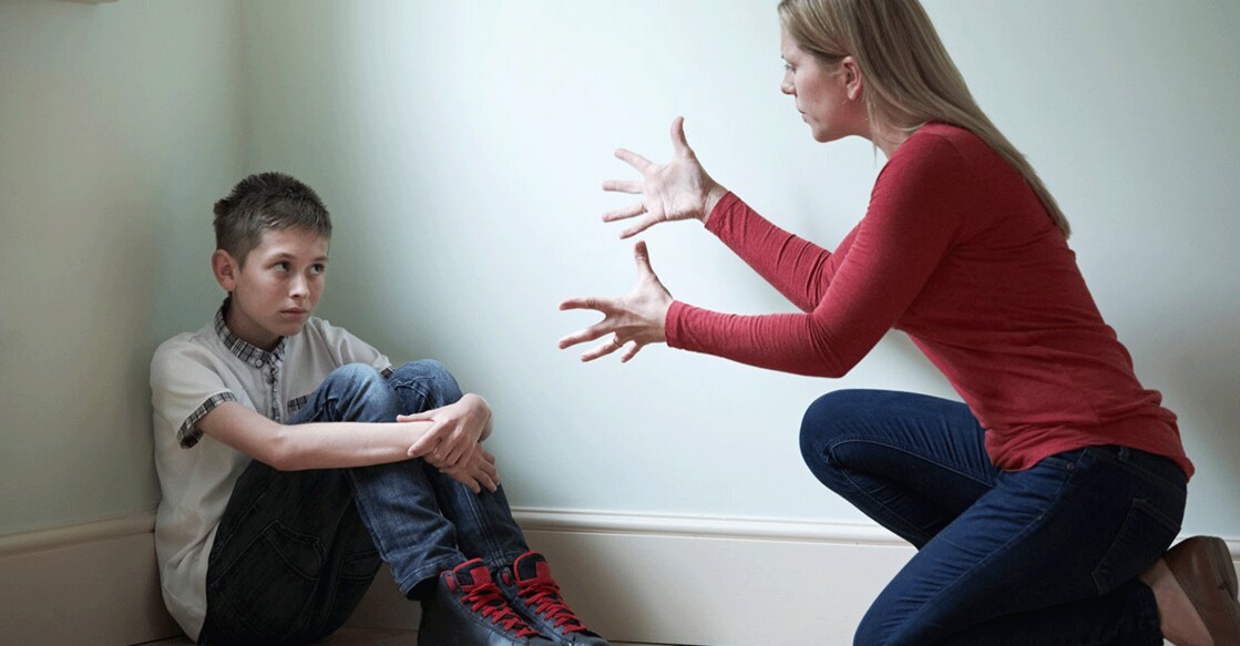 uae-mother-son-fined-dh20000-for-hitting-child പ്രായപൂർത്തിയാകാത്ത കുട്ടിയെ ആക്രമിച്ചതിന് അമ്മയ്ക്കും മകനും 20,000 ദിർഹം പിഴ ചുമത്തി അബുദാബി കോടതി.