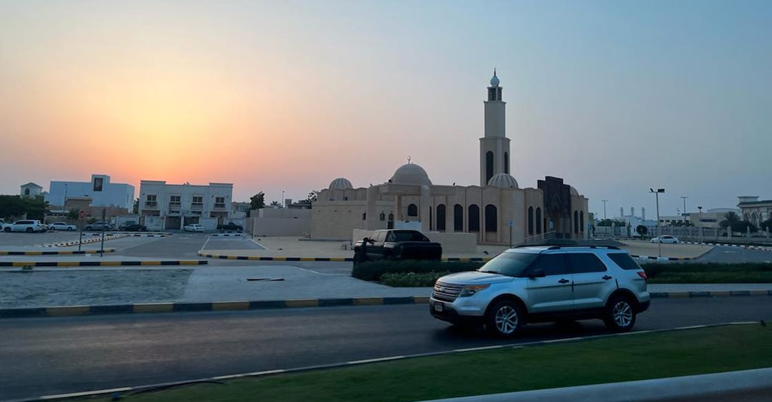 sharjah-police-seized-628-vehicles അമിത ശബ്ദമുണ്ടാക്കിയതിന് ഷാർജ പൊലീസ് കഴിഞ്ഞ വർഷം പിടികൂടിയത് 628 വാഹനങ്ങൾ. ചിത്രം: മനോരമ